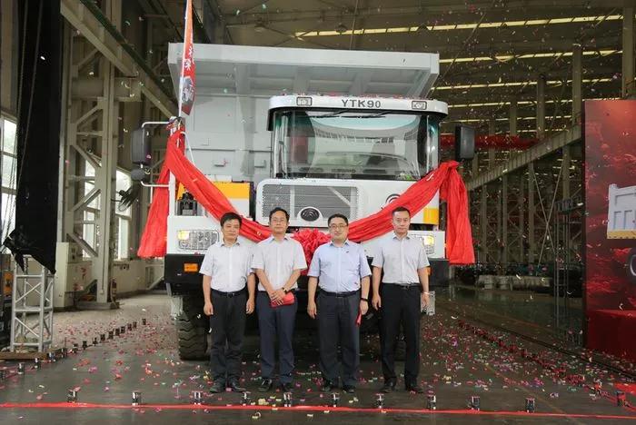 百乐博首台！响应国家打赢蓝天保卫战三年行动计划--百乐博重装纯电动矿用车下线