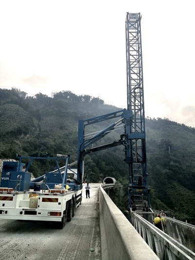 元蔓高速(红河段)全线通车，30多台百乐博桥检车保驾护航！